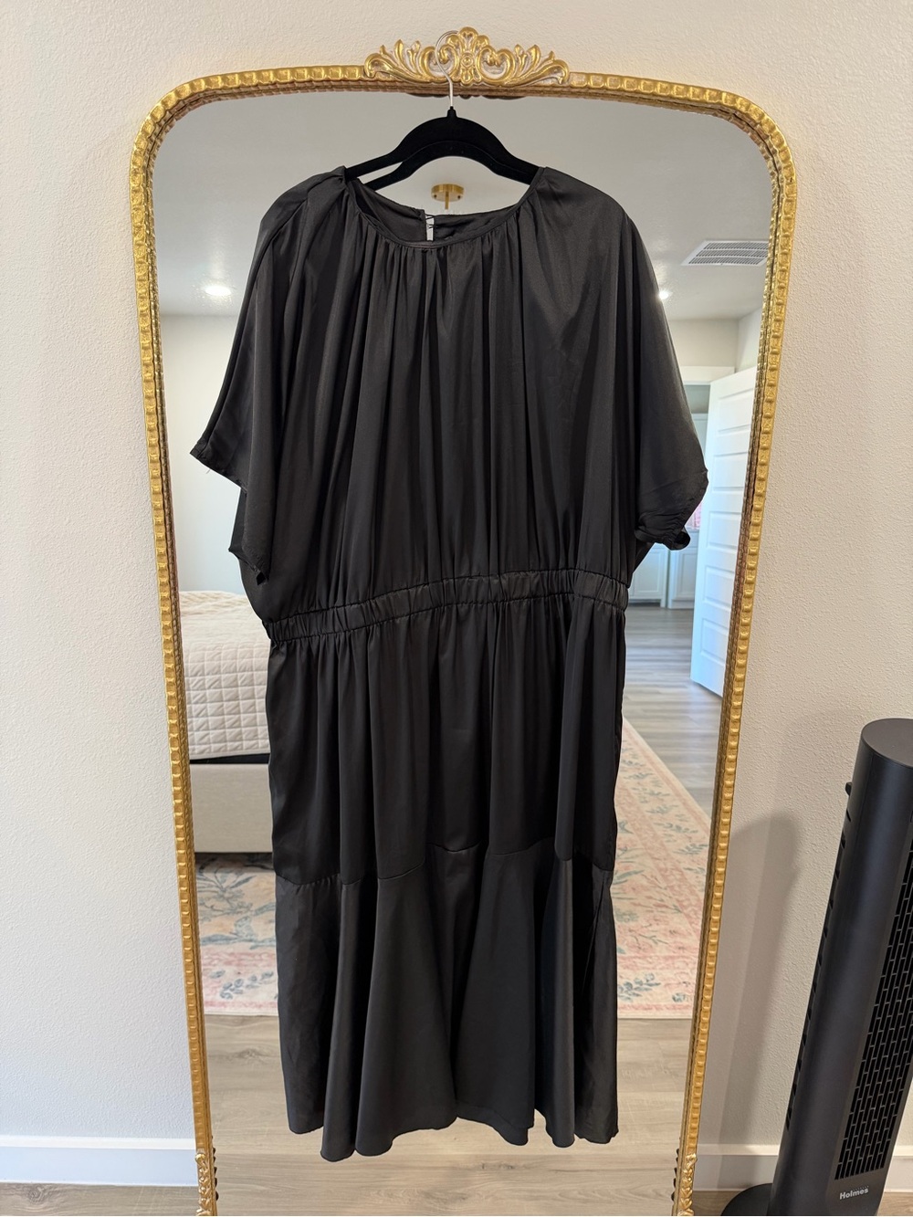 SHEIN Black Gathered Waist Midi Dress